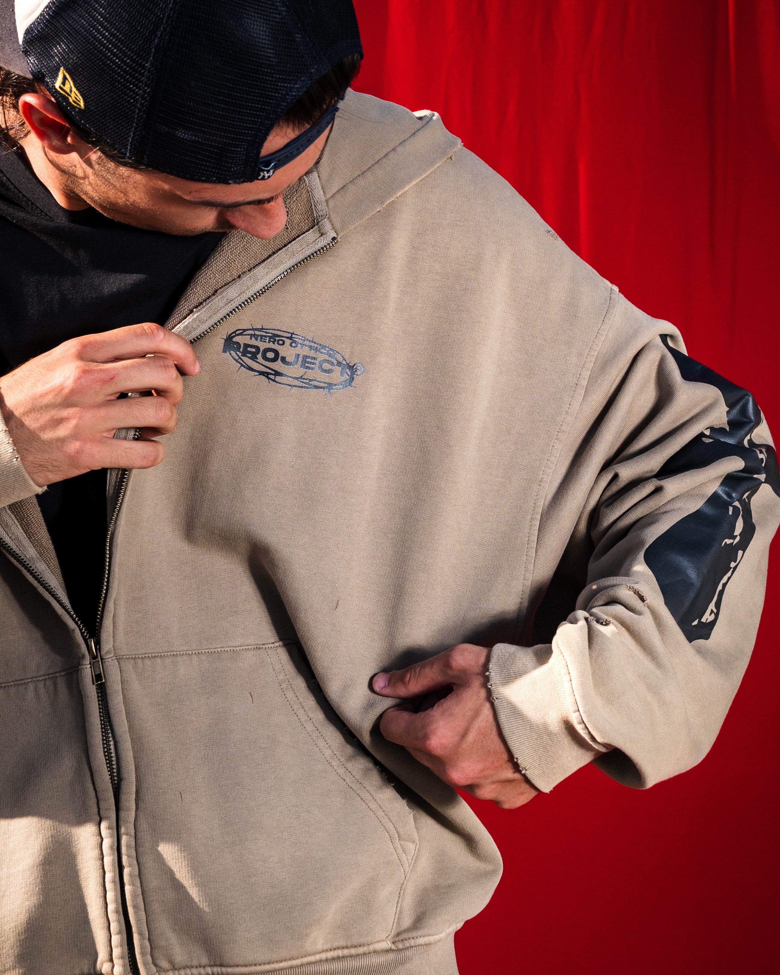 Pentecoste Zip Hoodie