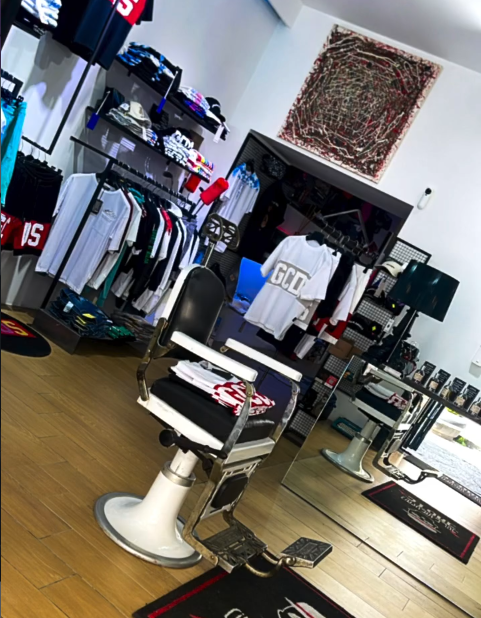 52 STORE